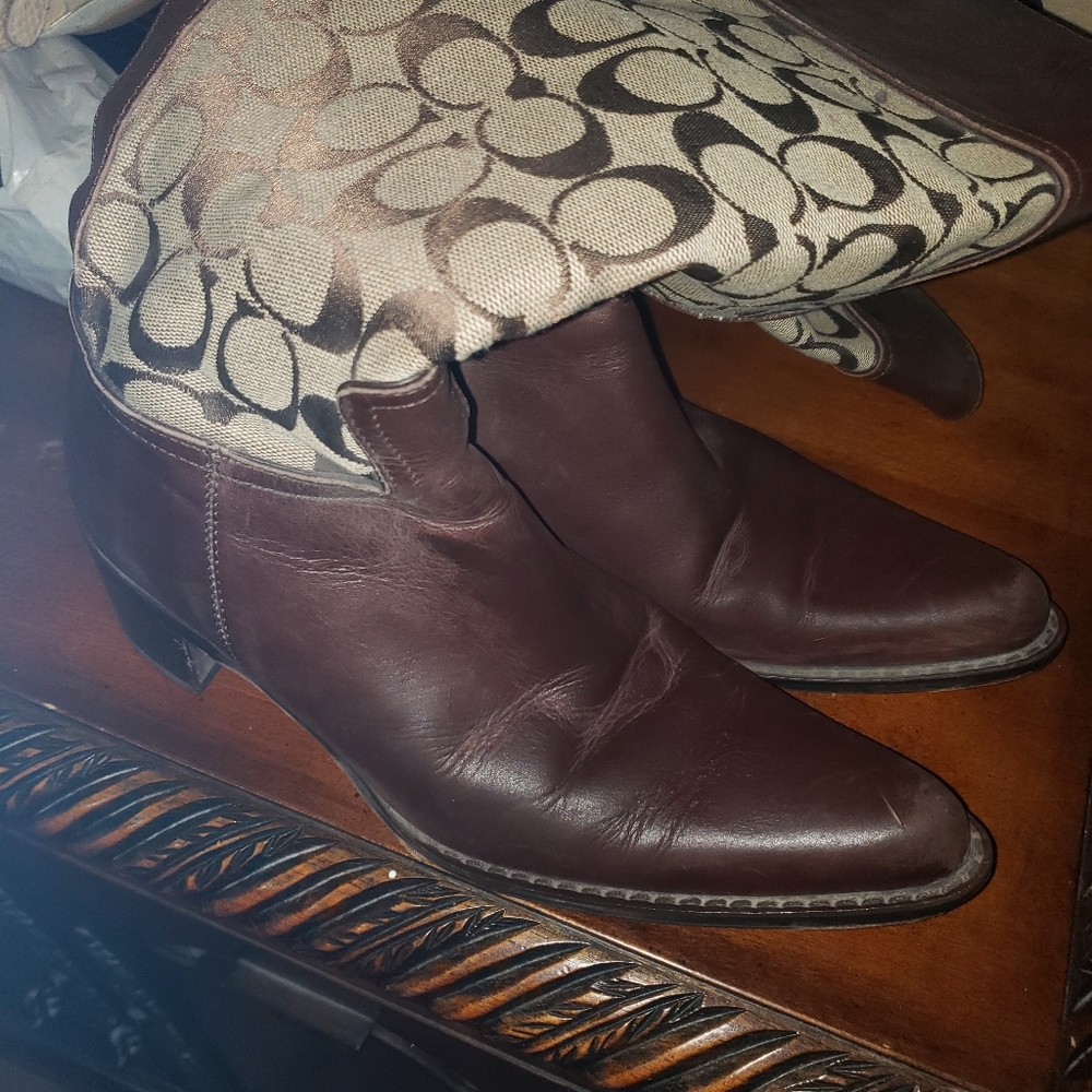 Coach boots